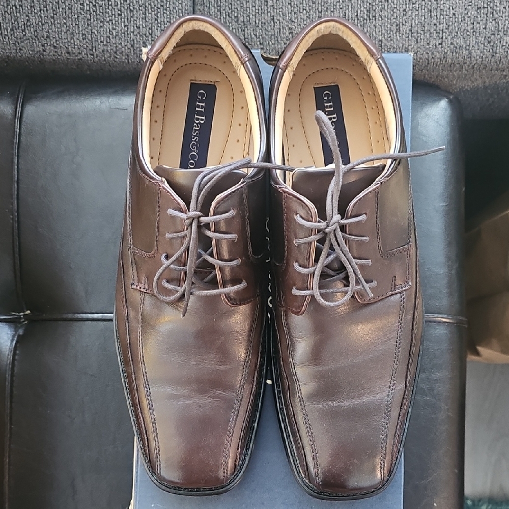G.H. Bass & Co. Men's Dark Brown Leather Derby Oxfords